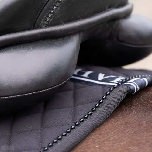 HV POLO Pro Performance Díjlovas Nyeregalátét, fekete