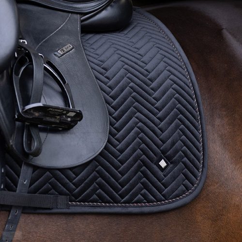 Imperial Riding Shadow Díjlovas Nyeregalátét, fekete