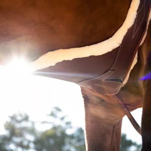 CWD Bárányszőrmés Hasvédős Heveder, sötétbarna