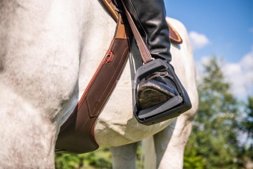 Winderen Hasvédő heveder Díjugratáshoz